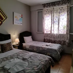  Konukevi De Rada